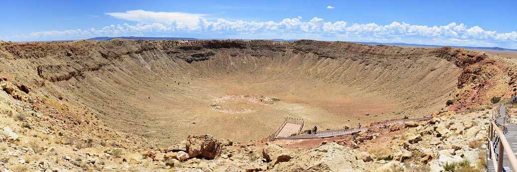 Meteor Crater: 1968 gestohlener Meteorit wiedergefunden Meteor Crater: 1968 gestohlener Meteorit wiedergefunden