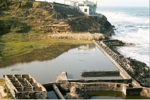Die Ruinen der Sutro Baths unterhalb des Cliff House. Foto: wikipedia