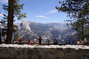 Vom Washburn Point aus sieht man, wie steil der Half Dome ist. Foto: Stefan Kremer
