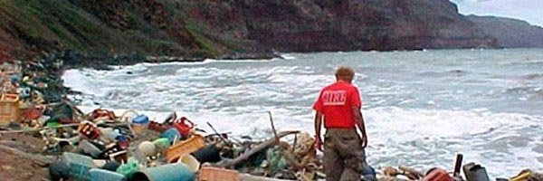 Kalifornien: Tsunamitrümmer aus Japan erreichen Küste Kalifornien: Tsunamitrümmer aus Japan erreichen Küste