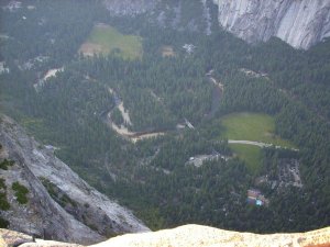Blick vom Glacier Point auf Curry Village. Foto: Stefan Kremer