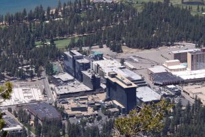 Bill&#39;s Lake Tahoe Casino in der Bildmitte unten. Foto: Stefan Kremer