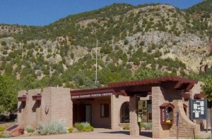 Das Kolob Canyons Visitor Center. Foto: Daniel Mayer / wikipedia